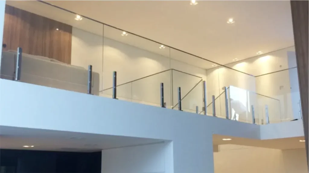 guarda corpo de vidro para sacada