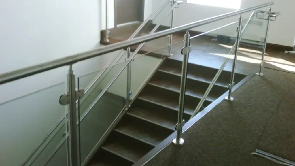 presilha para vidro 8mm a 10mm em guarda corpo